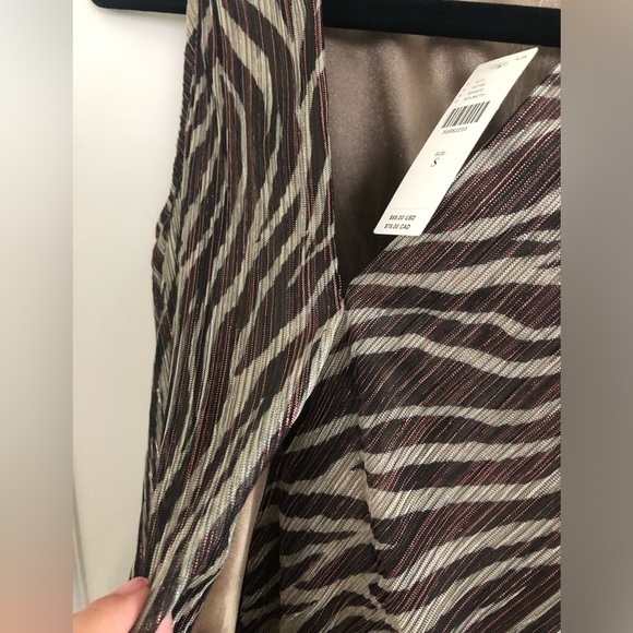 NWT Anthropologie Animal Print Cross Front Blouse Sz Small - Picture 5 of 7